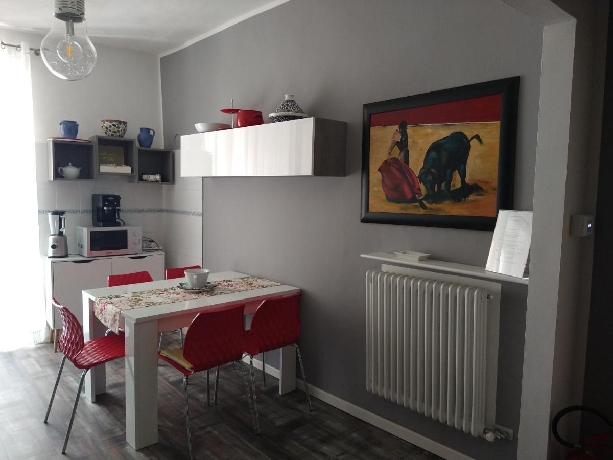 Appartamentomonika Con Parcheggio Privato - Volano ภายนอก รูปภาพ